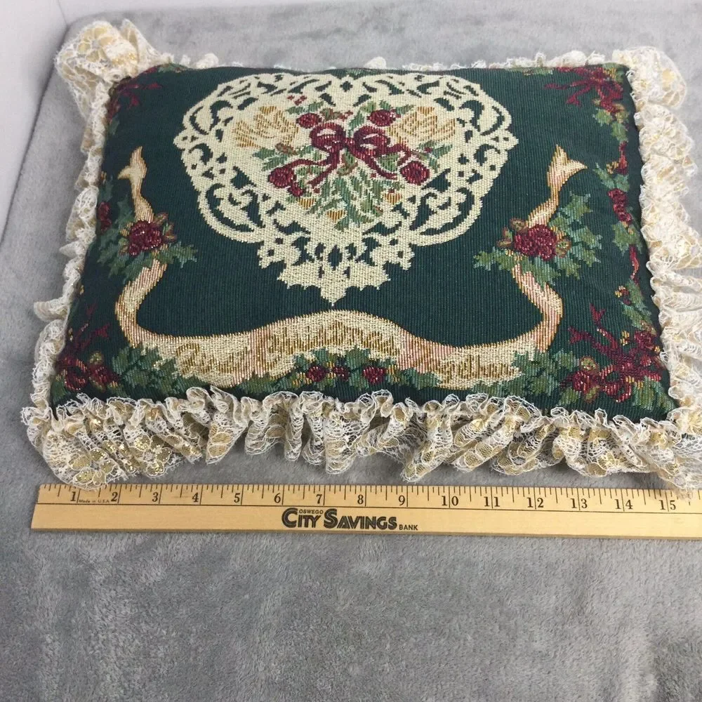 N/A vtg needlepoint